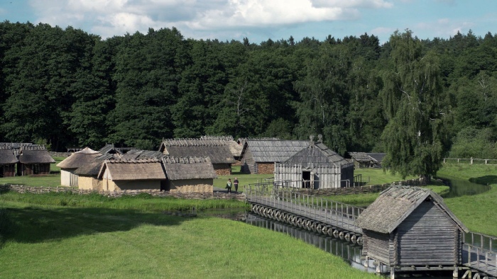 Henning Fehr and Philipp Rühr, Empty Village, 2017. Video, 22:40 minutes.