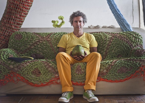 Ernesto Neto. Photo: Camilla Coutinho.