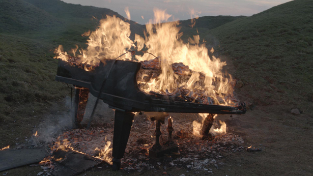 Douglas Gordon,The End of Civilisation, 2012. Capture d’écran.© Studio lost but found / VG Bild-Kunst, Bonn 2012 / Great North Run Culture and Locus+, Newcastle upon Tyne.