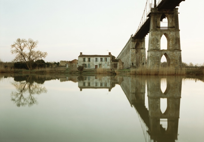 Elger Esser, Tonnay I, France, 1997. C-print. © Elger Esser.