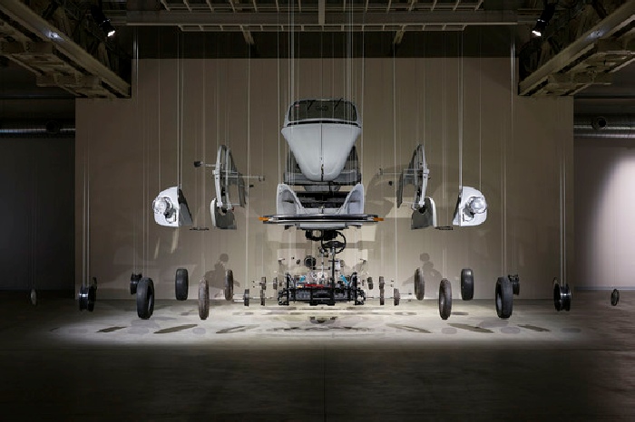 Damián Ortega, Cosmic Thing, 2002. Photo: Agostino Osio. Courtesy Pirelli HangarBicocca, Milan.