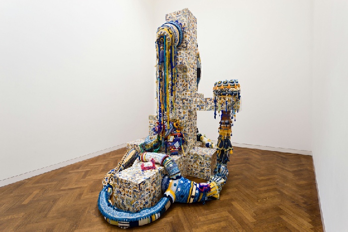 Joana Vasconcelos, Tetris 17th Century, 2012. Photo : Peter Mallet. Courtoisie Haunch of Venison