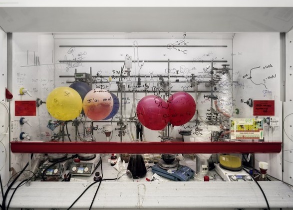 Thomas Struth, Chemistry Fume Cabinet, The University of Edinburgh, 2010. © Thomas Struth. 
