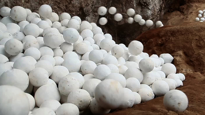 Miguel Angel Ríos, Piedras Blancas, 2019. Video, dimensions variable. Courtesy the artist