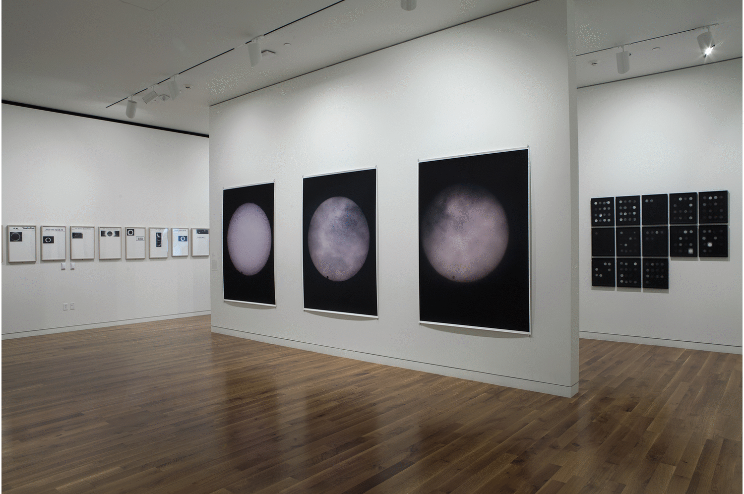 Views of The Sun Placed in the Abyss, Columbus Museum of Art, Ohio, 2016. Photos: Luke Stettner. 